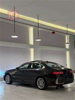 بي ام دبليو الفئة 5